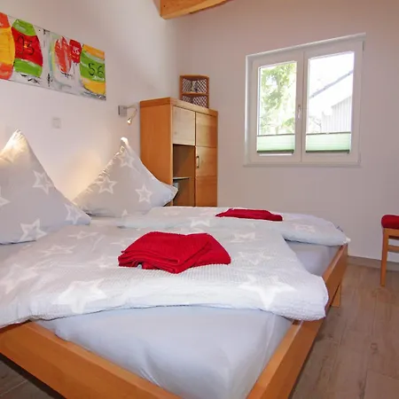 Doppelhaushaelfte Lee In Zingst, Cleaning Included